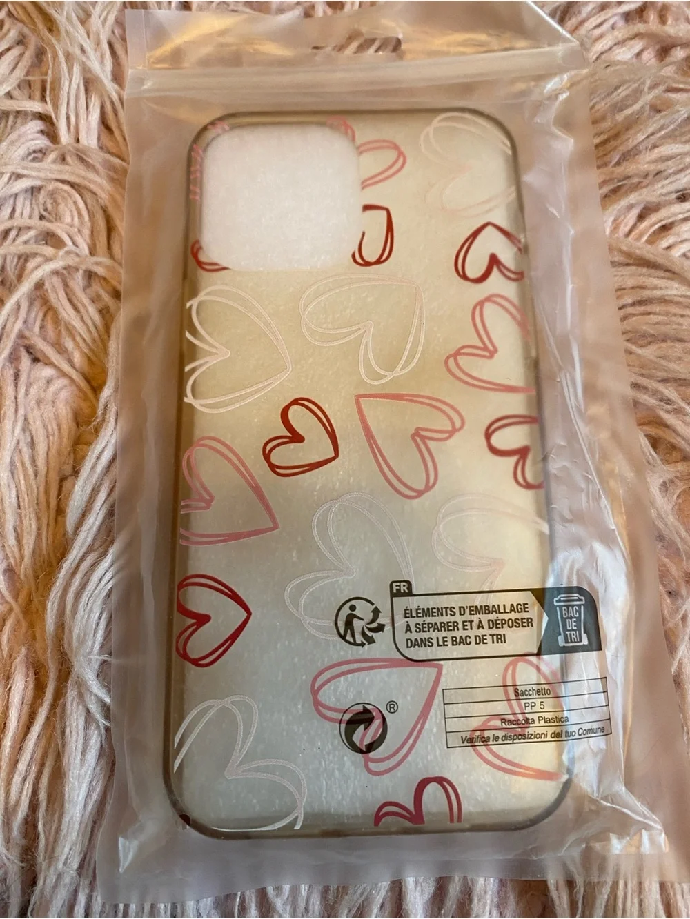 3 SHEIN Beige Leopard 'M' Pattern iPhone Case - Beige with Leopard Accent